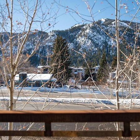 Hotel Ketchum Kültér fotó